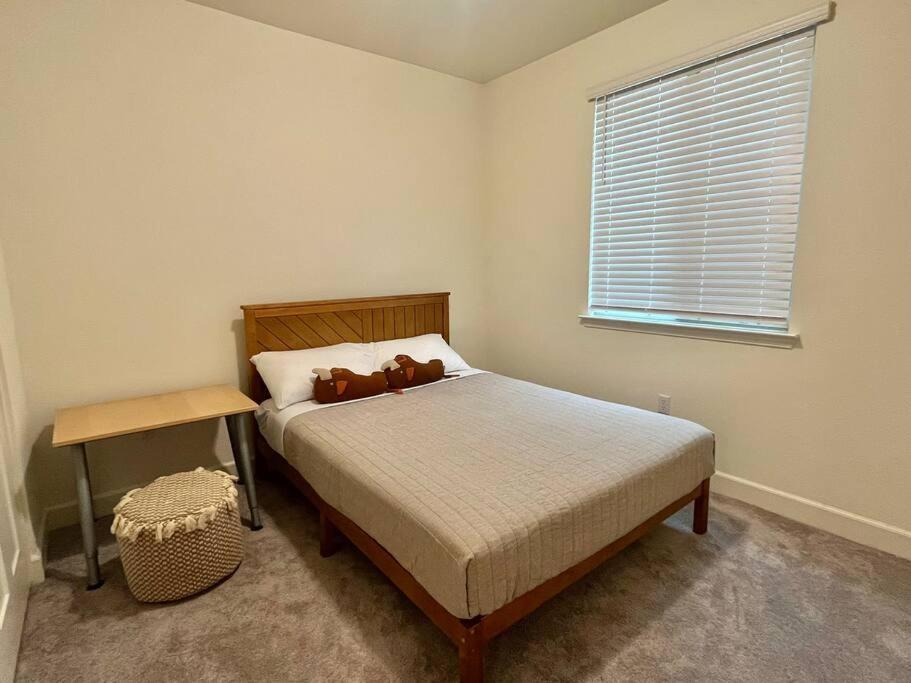 Brand-New, Beautiful & Stylish Home In Sacramento! Eksteriør bilde