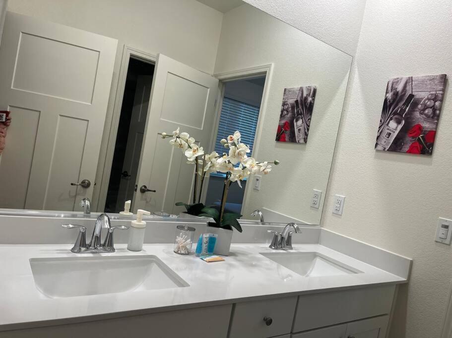 Brand-New, Beautiful & Stylish Home In Sacramento! Eksteriør bilde